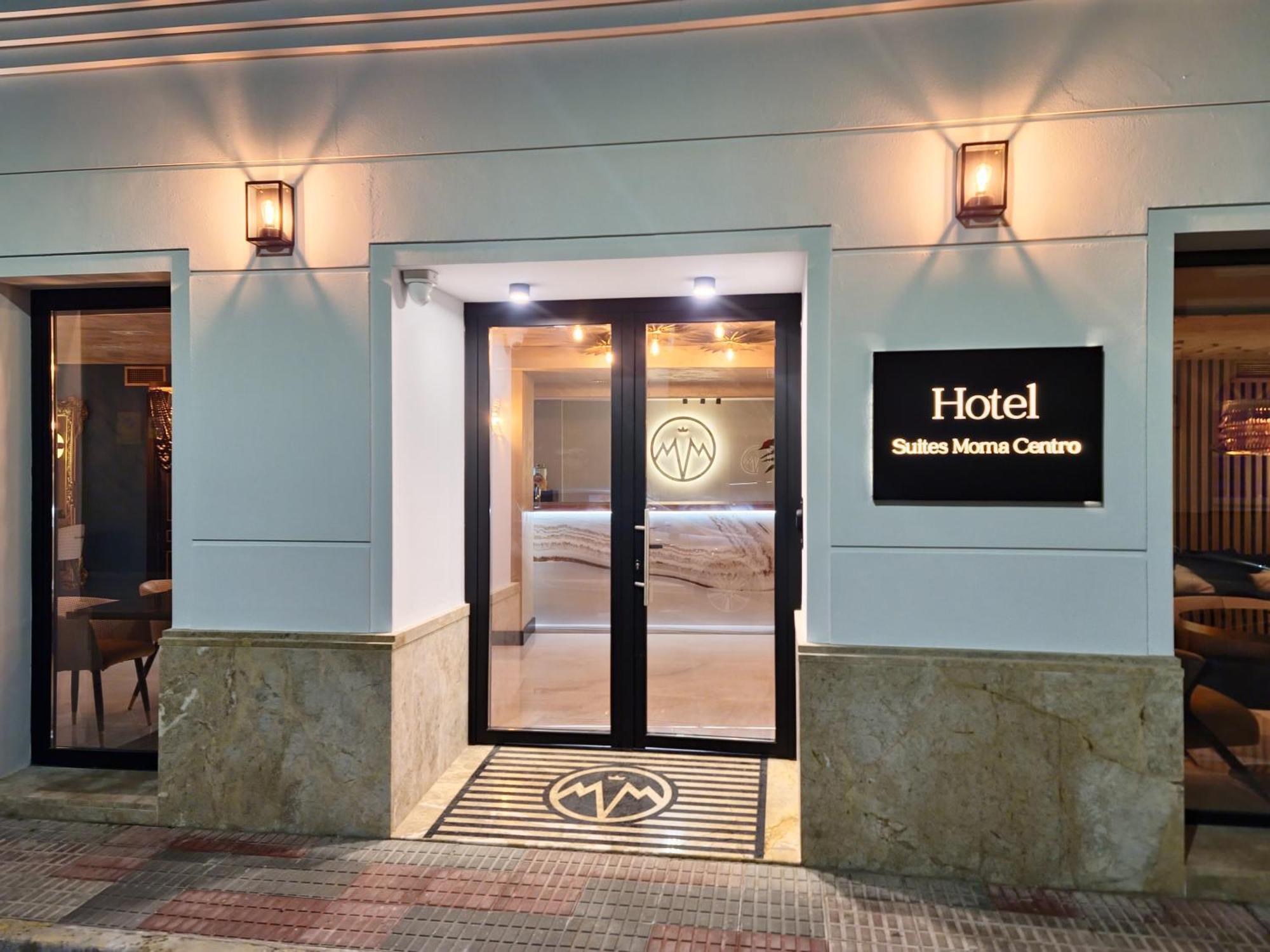 Hotel Suites Moma Centro Villanueva De La Serena Ngoại thất bức ảnh
