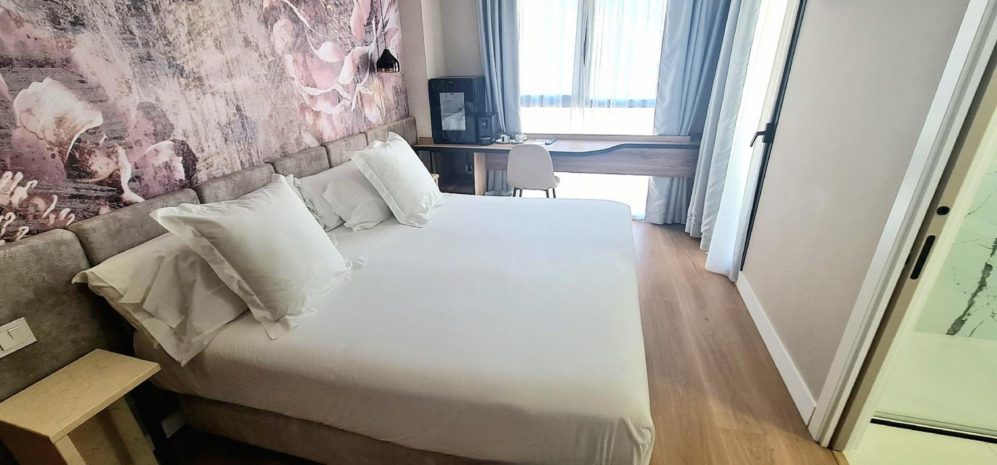 Hotel Suites Moma Centro Villanueva De La Serena Ngoại thất bức ảnh
