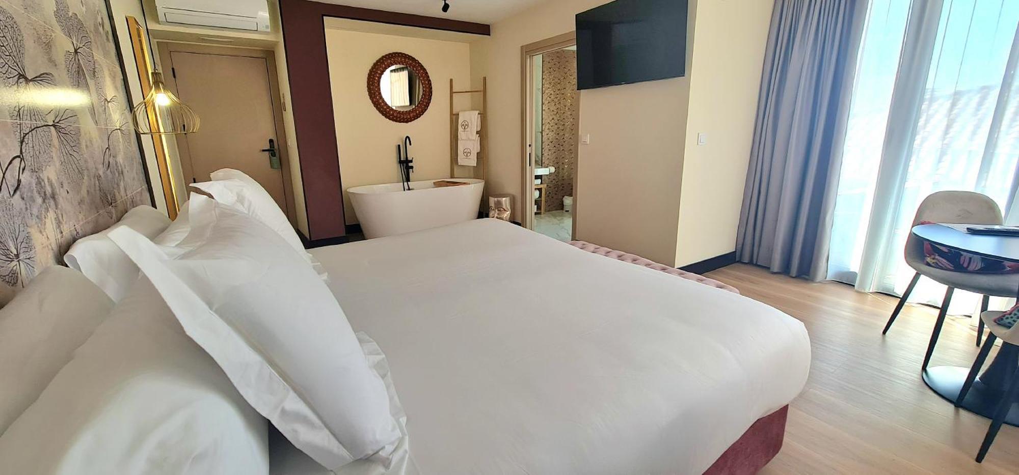 Hotel Suites Moma Centro Villanueva De La Serena Ngoại thất bức ảnh